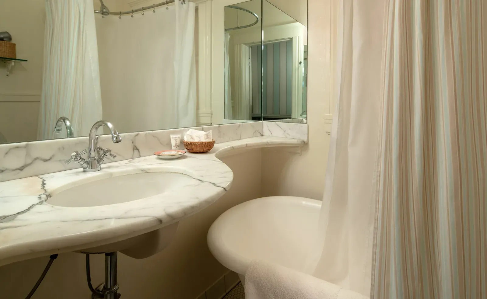 King Bed with Private Bathroom, view 4