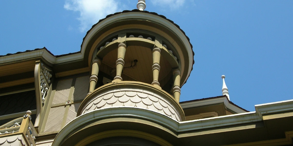 Winchester Mystery House